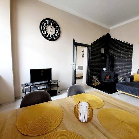 Cozy 2 Room Apartment In The Oldtown Of クライペダ エクステリア 写真
