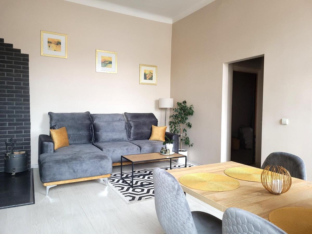 Cozy 2 Room Apartment In The Oldtown Of クライペダ エクステリア 写真
