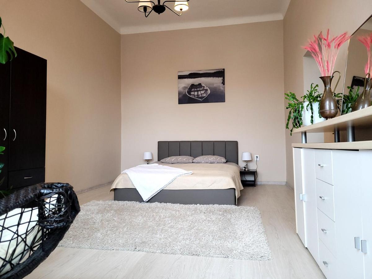 Cozy 2 Room Apartment In The Oldtown Of クライペダ エクステリア 写真