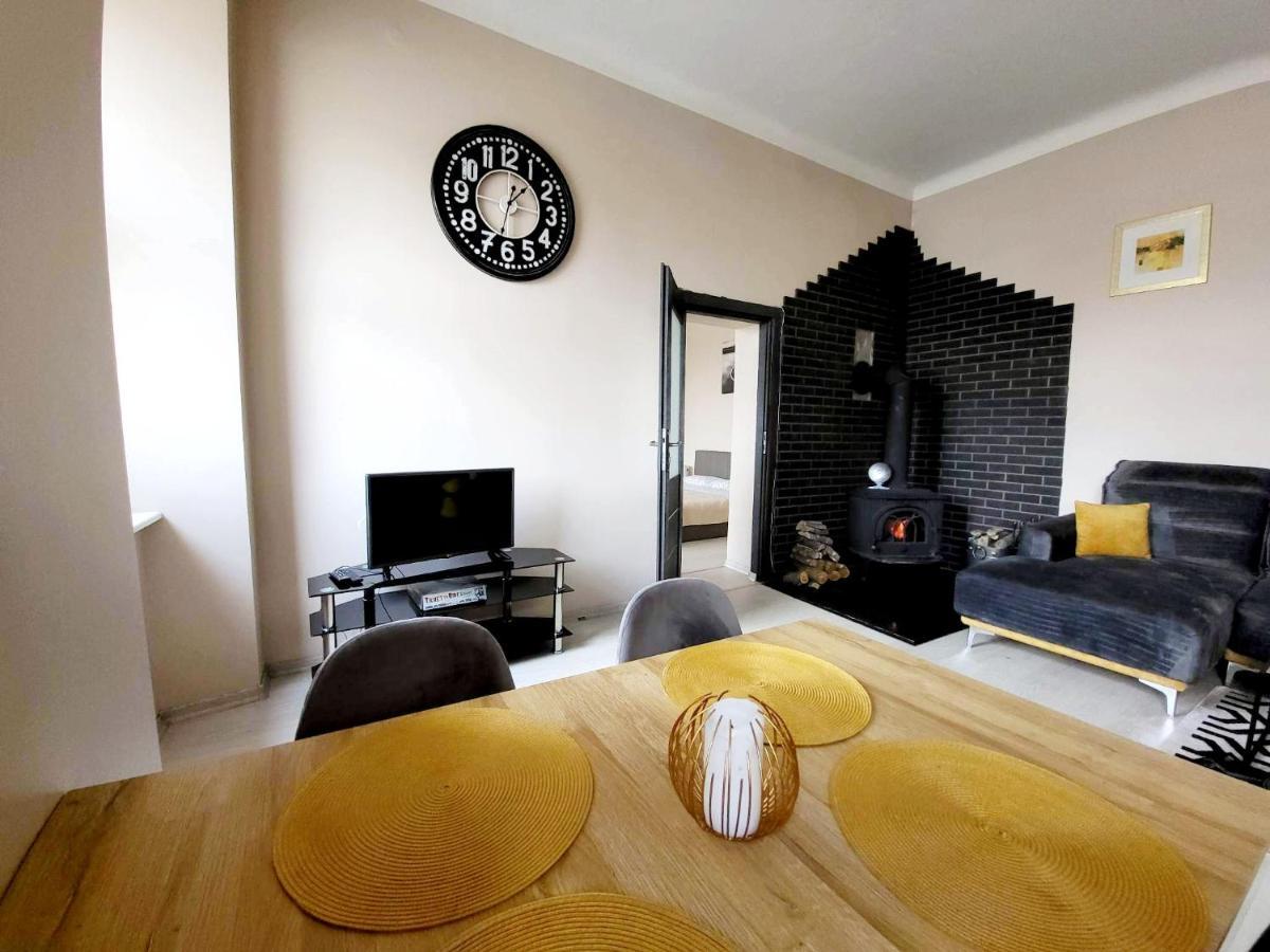 Cozy 2 Room Apartment In The Oldtown Of クライペダ エクステリア 写真